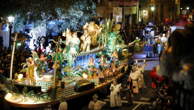 Cabalgata Reyes Magos en La Rambla, España