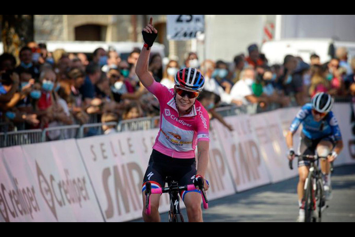 Anna van der Breggen gana el Giro Rosa