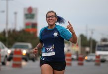Simicarrera Monterrey 2018, corredora feliz