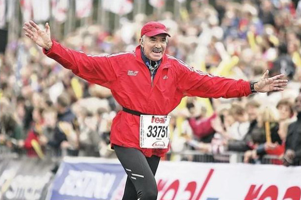 Roberto Madrazo (MEX) Maratón de Berlín 2007