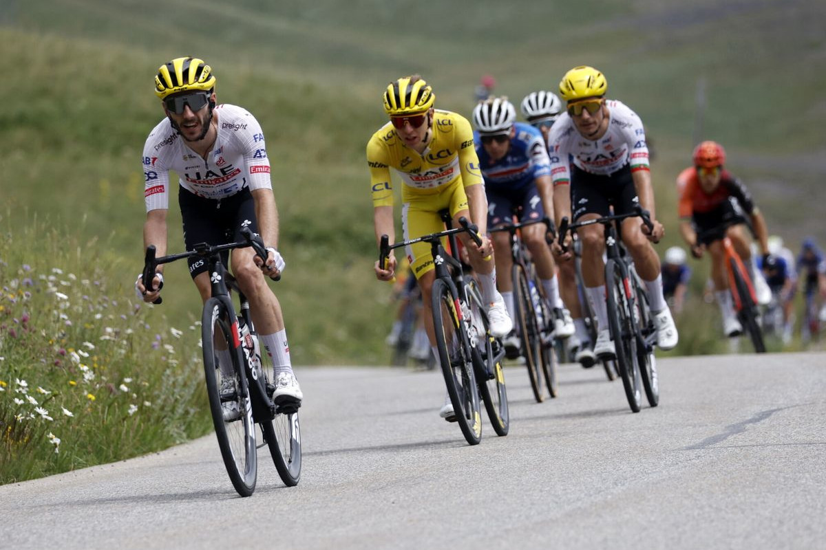 Emocionante y accidentado inicio del Tour de Francia 2025